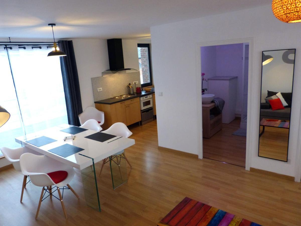 Le 99B Modern Apartment Queen Size Bed Connected Tv Hallennes-lez-Haubourdin Bagian luar foto