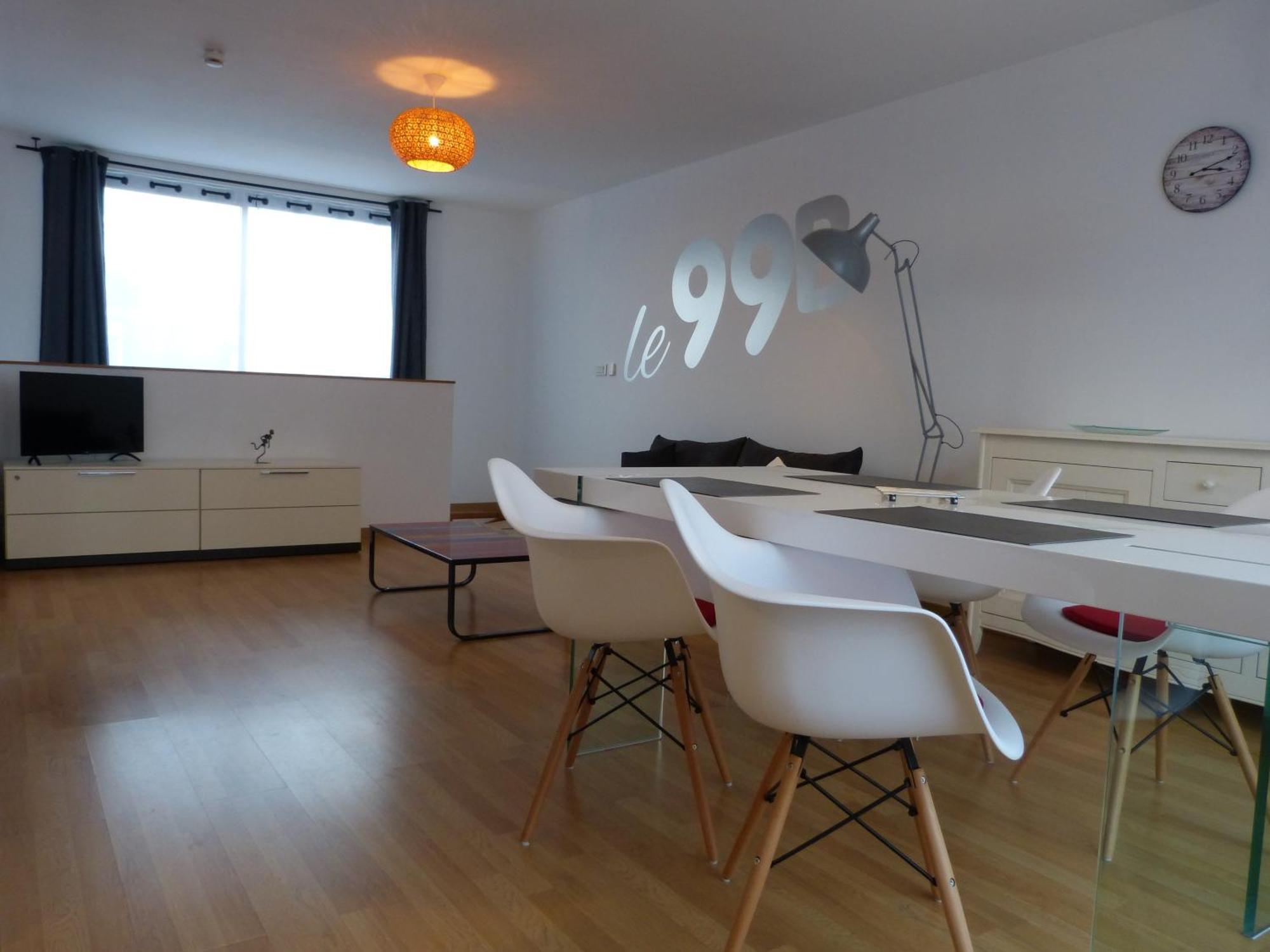 Le 99B Modern Apartment Queen Size Bed Connected Tv Hallennes-lez-Haubourdin Bagian luar foto